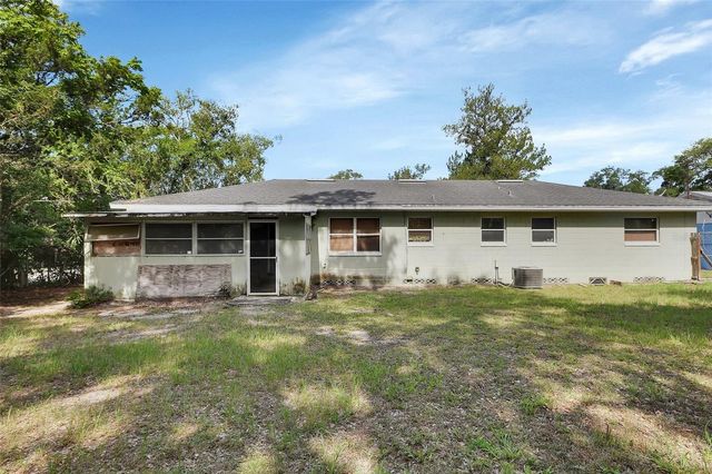 511 S ELSASSER STREET, Deland, FL 32720