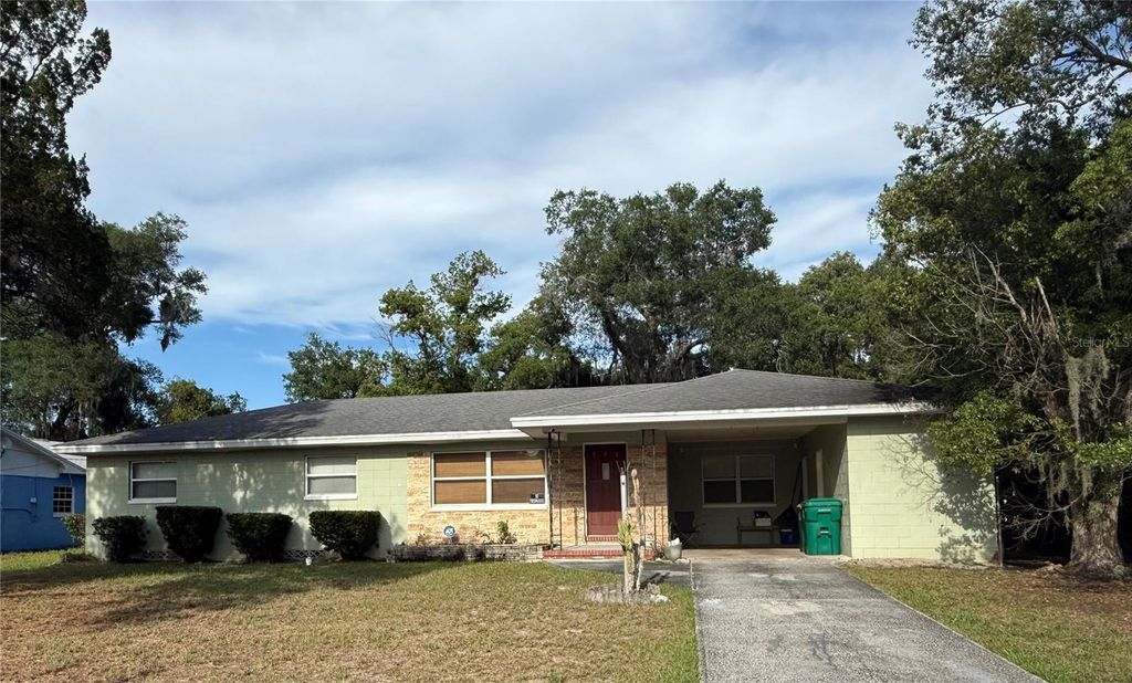 511 S ELSASSER STREET, Deland, FL 32720