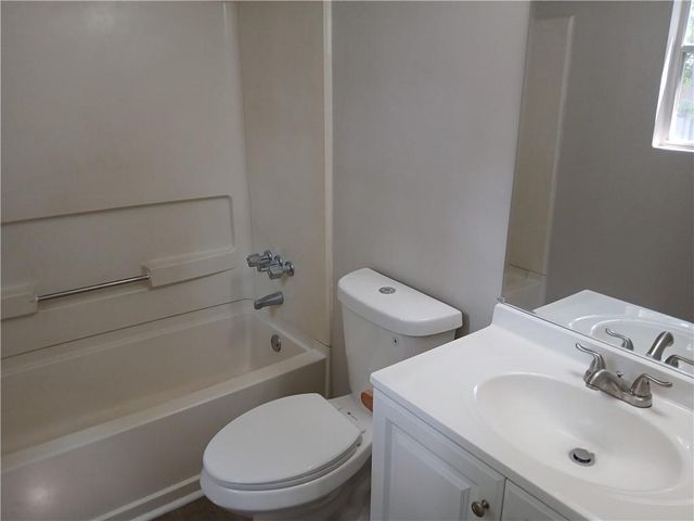 2275 Ramblewood Circle, Decatur, GA 30035
