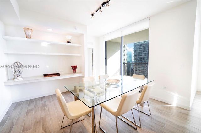 999 SW 1st Ave 2904, Miami, FL 33130