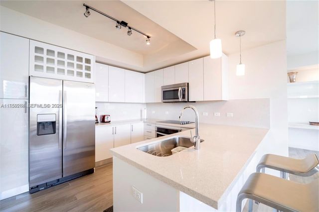 999 SW 1st Ave 2904, Miami, FL 33130