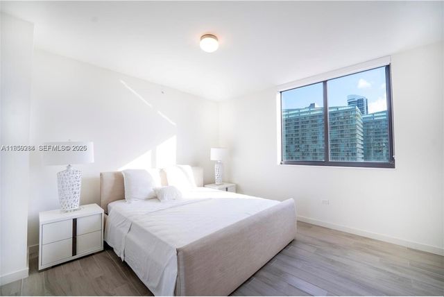 999 SW 1st Ave 2904, Miami, FL 33130