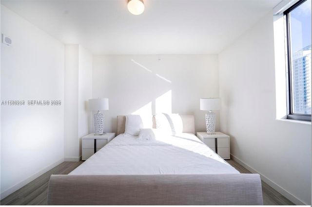 999 SW 1st Ave 2904, Miami, FL 33130