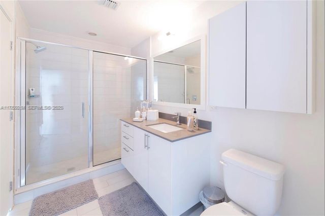 999 SW 1st Ave 2904, Miami, FL 33130