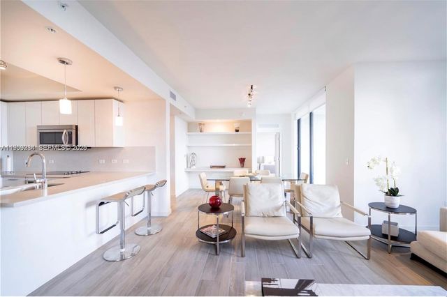 999 SW 1st Ave 2904, Miami, FL 33130