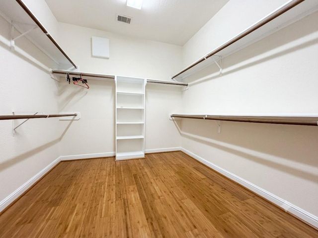 2818 Krenek Court, Rosenberg, TX 77471