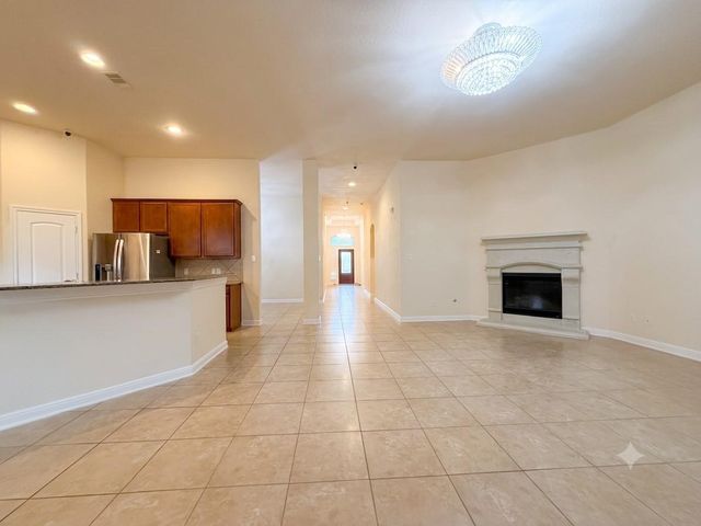 2818 Krenek Court, Rosenberg, TX 77471