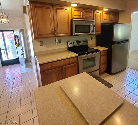 106 Martha Drive, St Clairsville, OH 43950