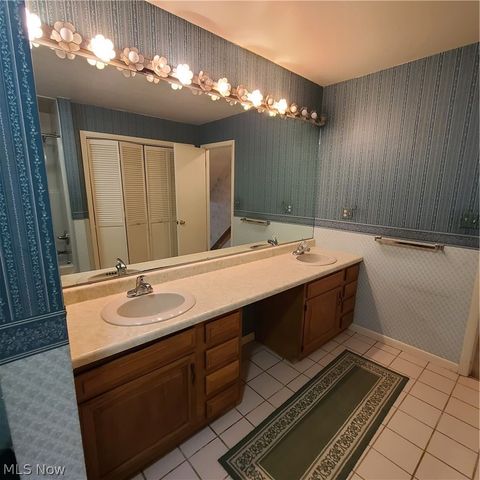 106 Martha Drive, St Clairsville, OH 43950