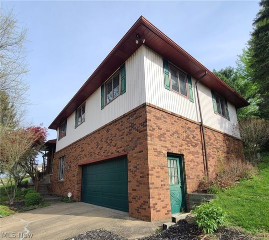 106 Martha Drive, St Clairsville, OH 43950