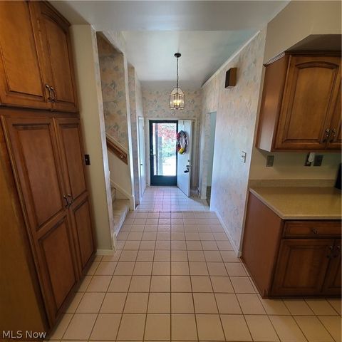 106 Martha Drive, St Clairsville, OH 43950