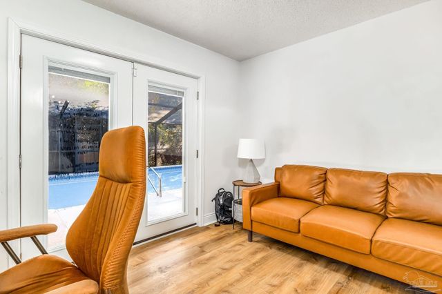 2953 Duke Dr, Gulf Breeze, FL 32563