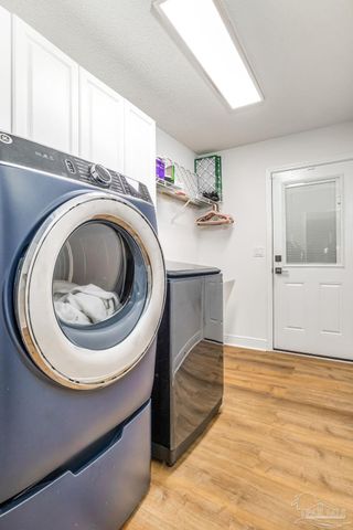 2953 Duke Dr, Gulf Breeze, FL 32563