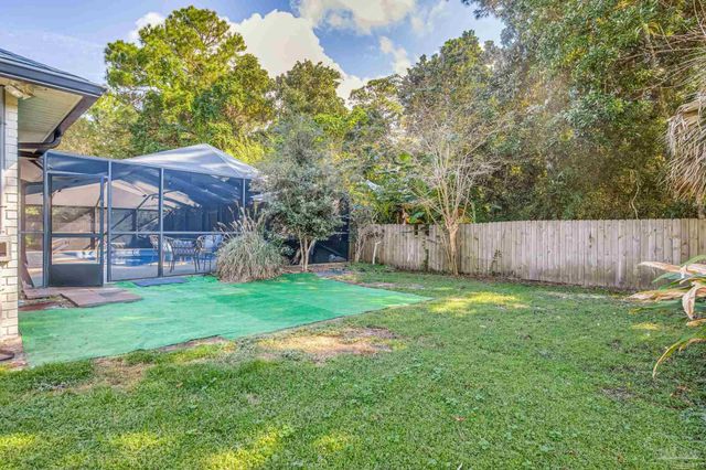 2953 Duke Dr, Gulf Breeze, FL 32563