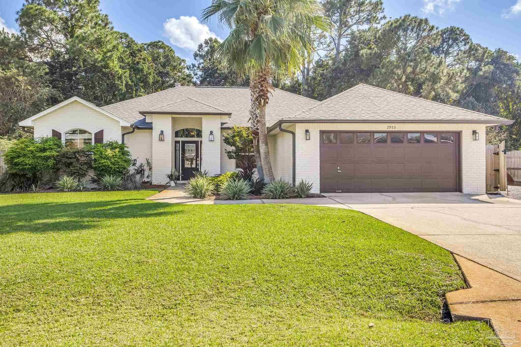 2953 Duke Dr, Gulf Breeze, FL 32563