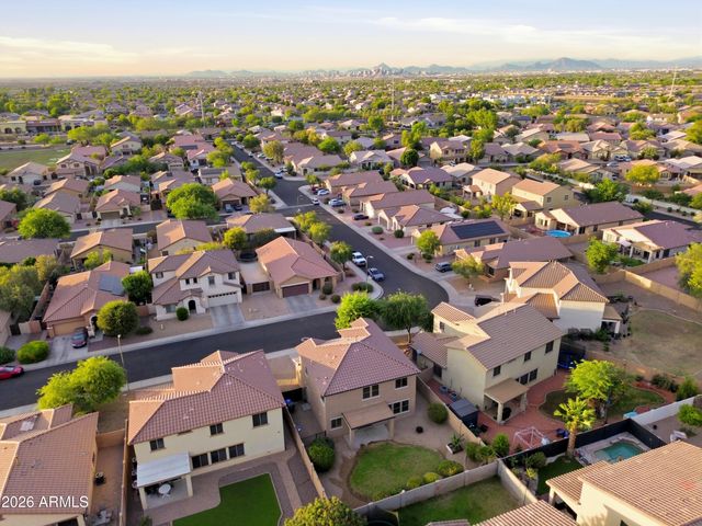 2511 W BEVERLY Road, Phoenix, AZ 85041