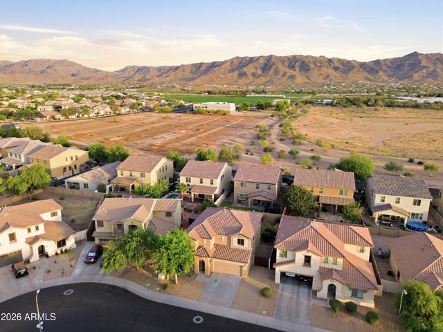 2511 W BEVERLY Road, Phoenix, AZ 85041