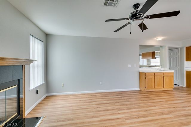 8420 Gillette Street, Las Vegas, NV 89117