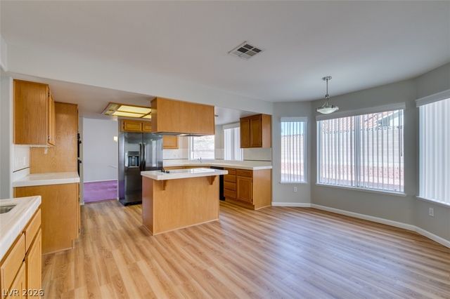 8420 Gillette Street, Las Vegas, NV 89117