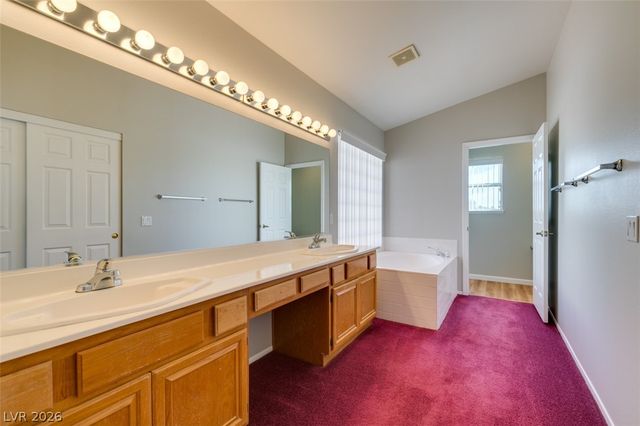 8420 Gillette Street, Las Vegas, NV 89117