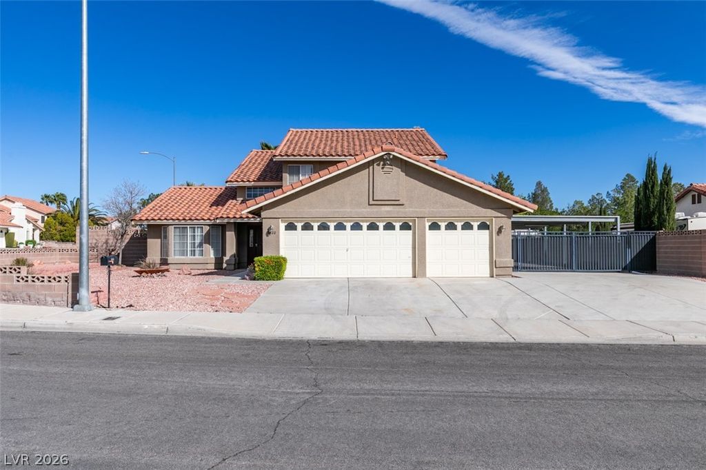 8420 Gillette Street, Las Vegas, NV 89117