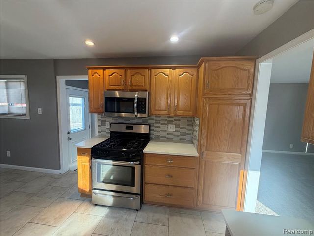 7970 Campbell Street, Taylor, MI 48180