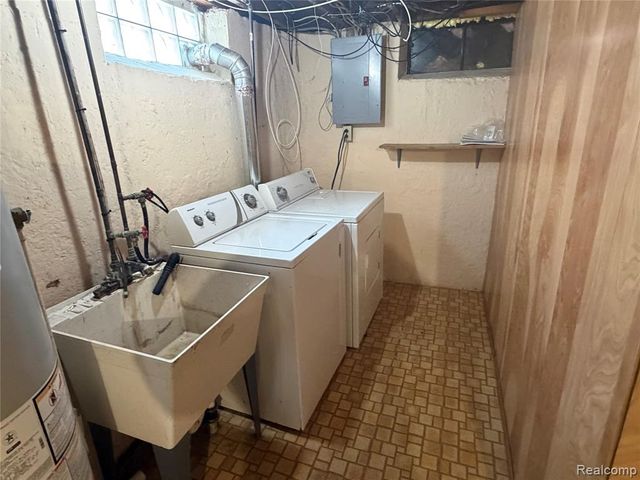 7970 Campbell Street, Taylor, MI 48180