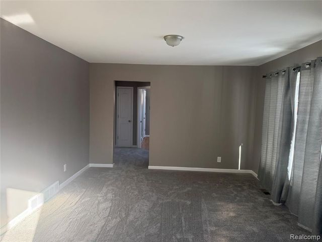 7970 Campbell Street, Taylor, MI 48180