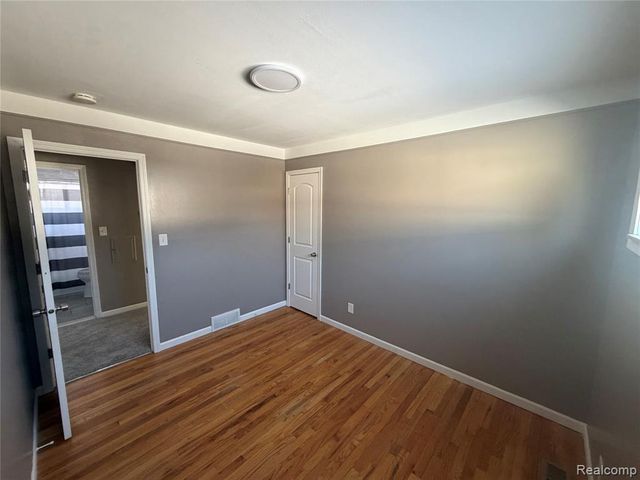 7970 Campbell Street, Taylor, MI 48180