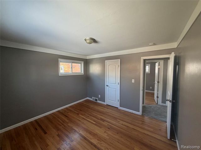 7970 Campbell Street, Taylor, MI 48180