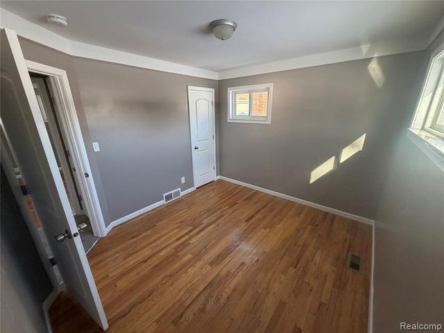 7970 Campbell Street, Taylor, MI 48180