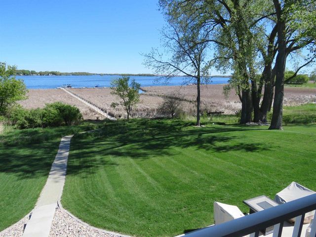 211 Linden Lane, Fox Lake, WI 53933
