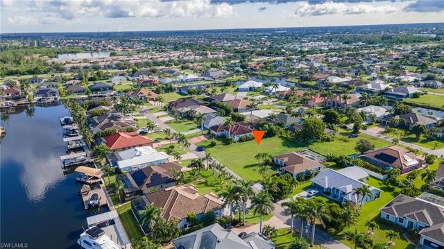 2537 SW 27th PL, Cape Coral, FL 33914