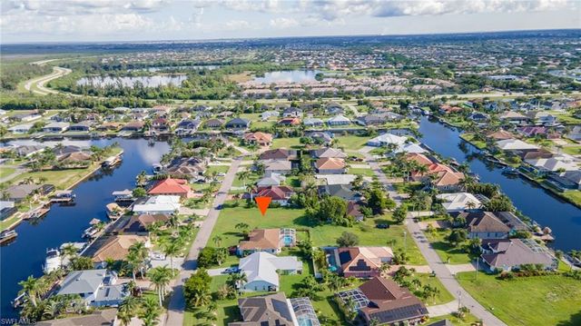 2537 SW 27th PL, Cape Coral, FL 33914