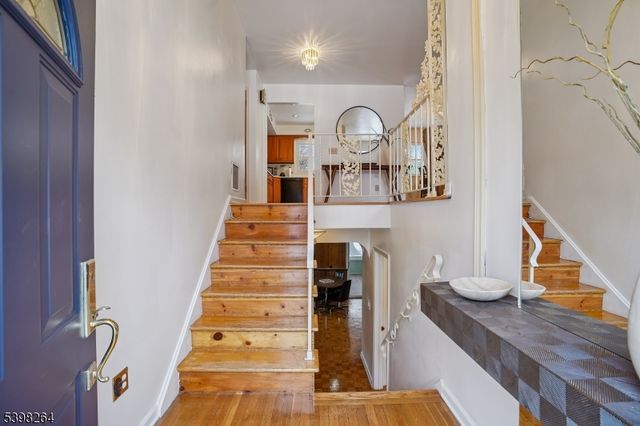 530 Prospect St, Maplewood Twp., NJ 07040