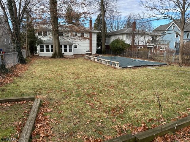 530 Prospect St, Maplewood Twp., NJ 07040