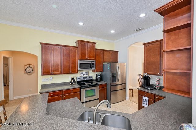 144 OAKWOOD PLANTATION Drive, Fleming Island, FL 32003