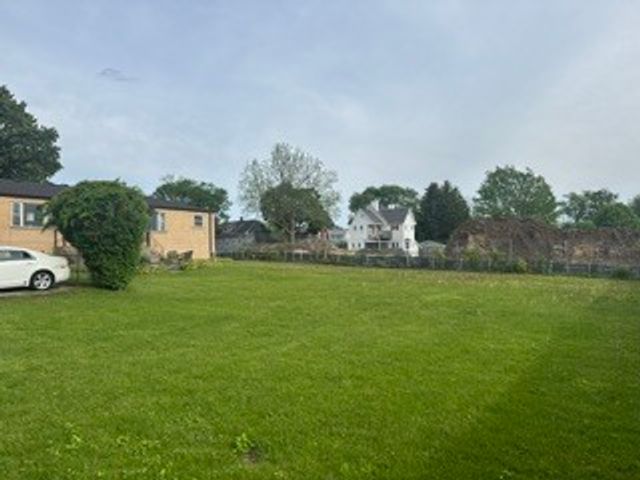 124 S Central Avenue, Highwood, IL 60040