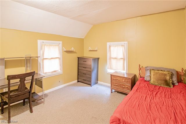 126 14th Street NW, Barberton, OH 44203