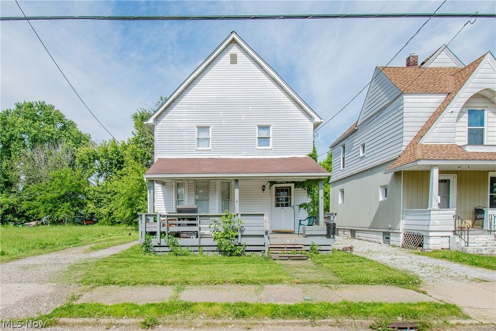 126 14th Street NW, Barberton, OH 44203
