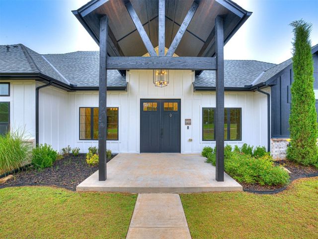 18333 Grant Manor Road, Newalla, OK 74857