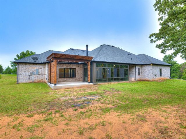 18333 Grant Manor Road, Newalla, OK 74857