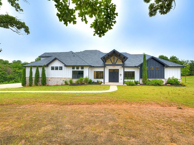 18333 Grant Manor Road, Newalla, OK 74857