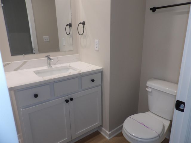 922 S Fox Ridge, Newton, KS 67114