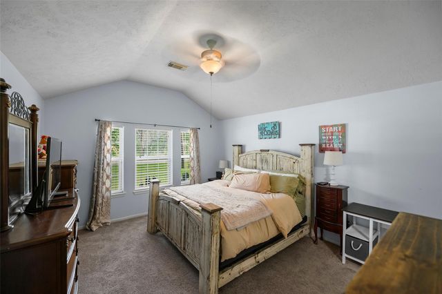 6923 Grant Drive, Magnolia, TX 77354
