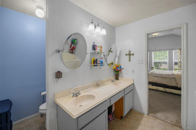 6923 Grant Drive, Magnolia, TX 77354