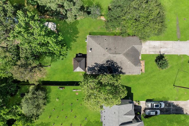 6923 Grant Drive, Magnolia, TX 77354
