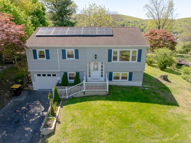 18 Highland Avenue, Warwick, NY 10990