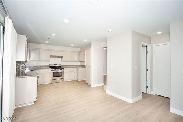 1705 Encarta Street, Las Vegas, NV 89117