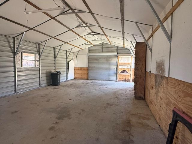 195 VARVAROSKY- Road, Deville, LA 71328